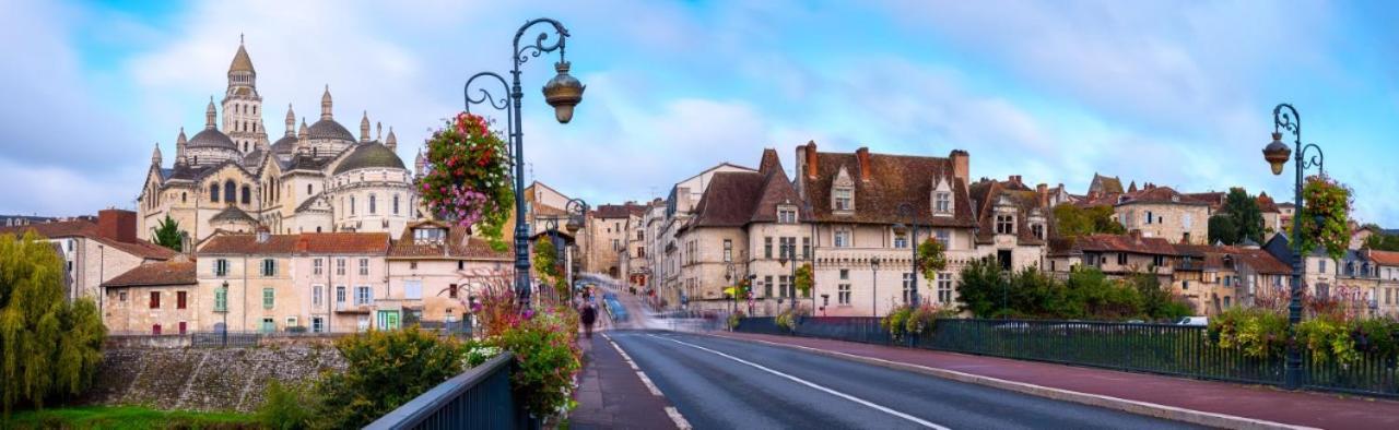 Logis 8 St Front Gite Urbain Périgueux Exteriör bild